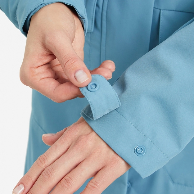 Куртка мембранная женская (ярко-голубая)